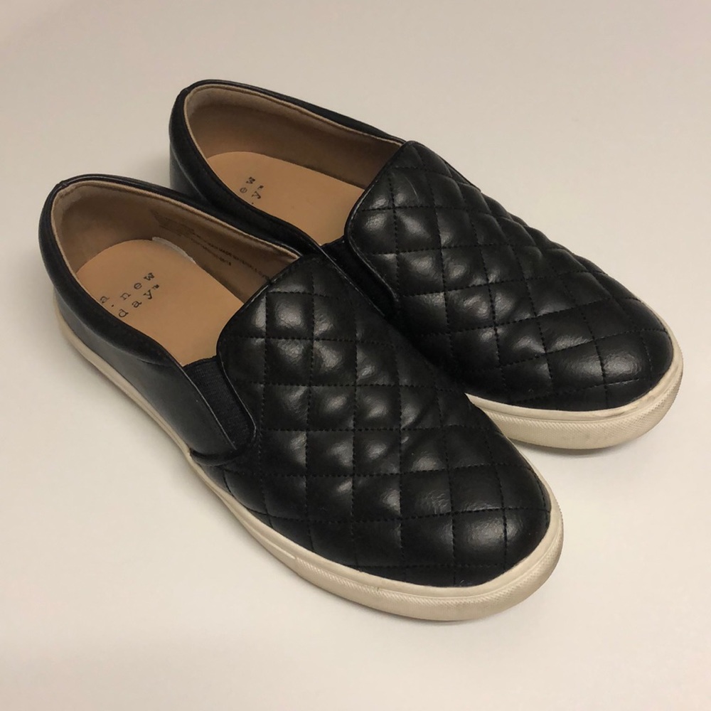 A New Day Women's Black Quilted Slip-on Sneakers Comfort Loafers Casual Sz 6.5